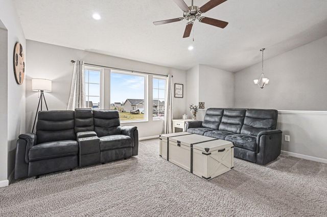 30861 Mission Street, Paw Paw, MI 49079