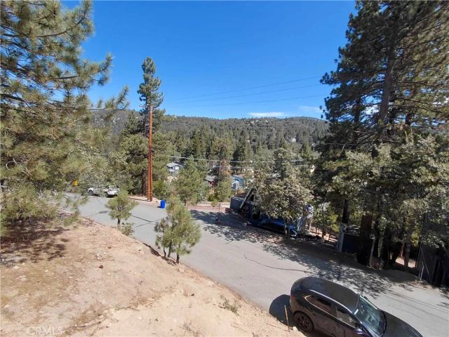 32987 Arrowbear, Running Springs, CA 92382