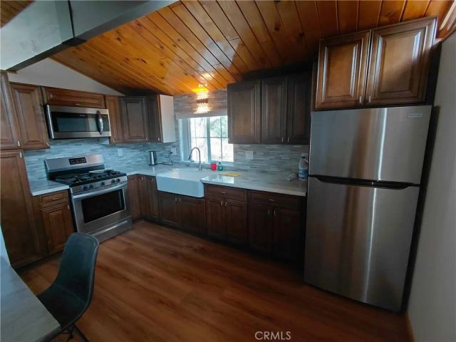 32987 Arrowbear, Running Springs, CA 92382