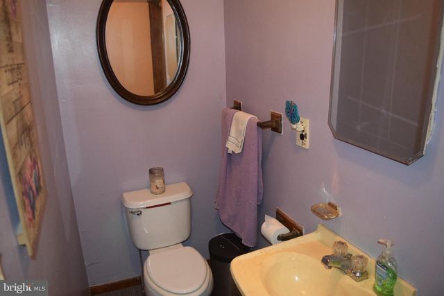 72 SALEM RD, Schwenksville, PA 19473