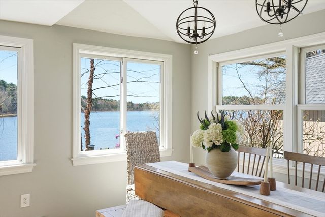 91 Phillips Rd, Pembroke, MA 02359