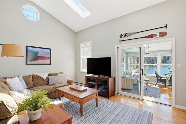 91 Phillips Rd, Pembroke, MA 02359