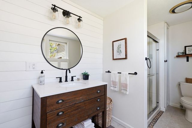 91 Phillips Rd, Pembroke, MA 02359