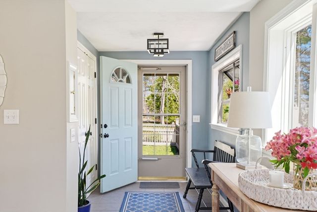 91 Phillips Rd, Pembroke, MA 02359