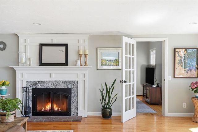 91 Phillips Rd, Pembroke, MA 02359