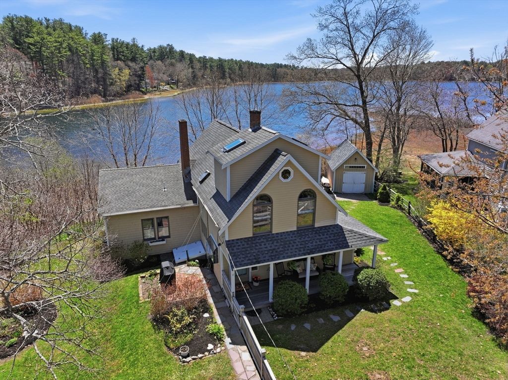 91 Phillips Rd, Pembroke, MA 02359