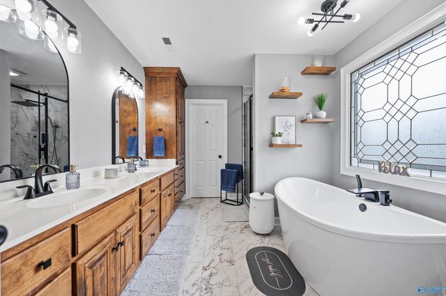 14847 Cherokee Trail, Athens, AL 35613