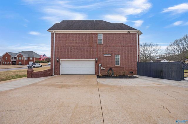 14847 Cherokee Trail, Athens, AL 35613