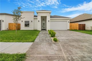 2404 N Revolution Street, Edinburg, TX 78541