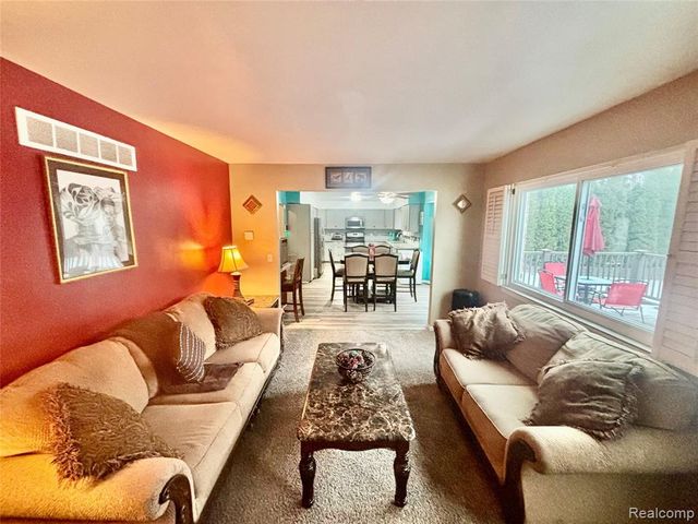 23300 Brentwood Drive, Trenton, MI 48183