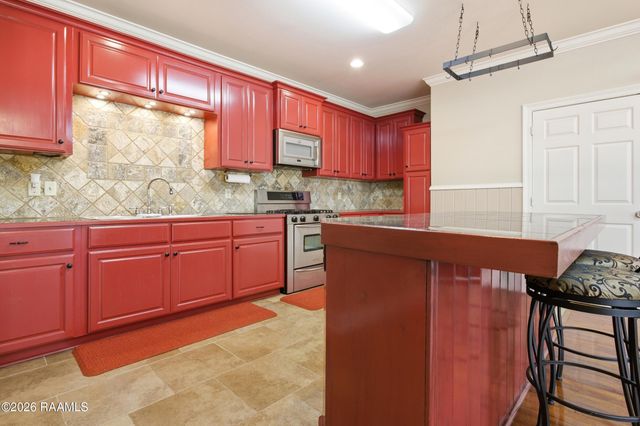 6615 N University Avenue, Carencro, LA 70520