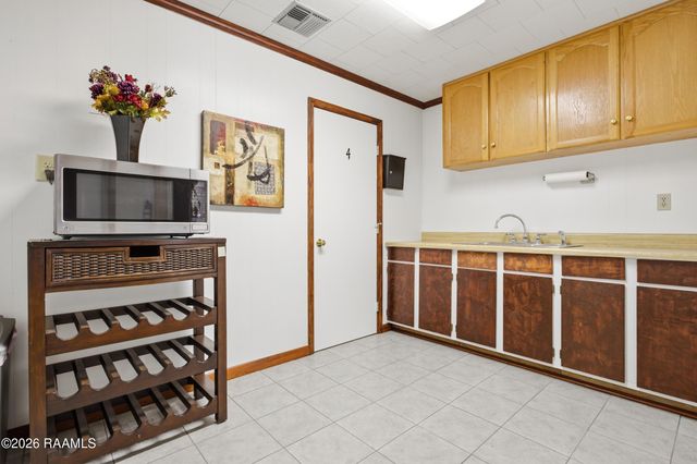 6615 N University Avenue, Carencro, LA 70520