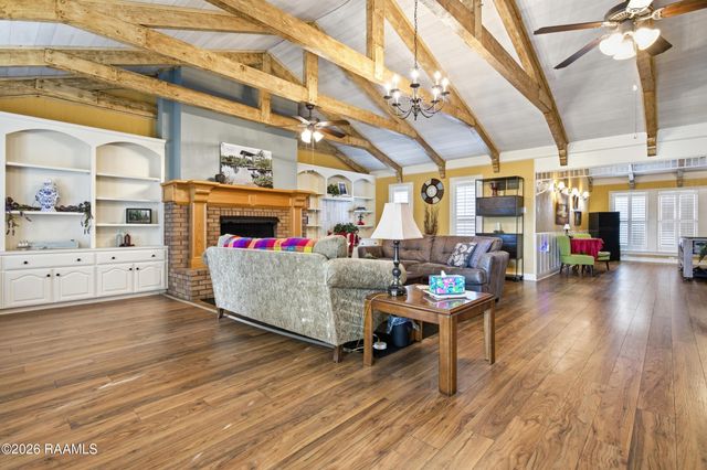 6615 N University Avenue, Carencro, LA 70520