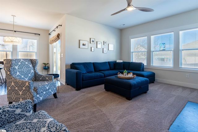 39 Larson Drive, Simpsonville, SC 29681