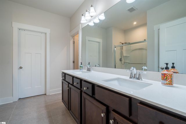 39 Larson Drive, Simpsonville, SC 29681