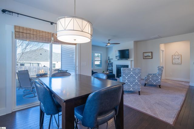 39 Larson Drive, Simpsonville, SC 29681