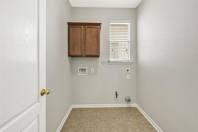 17255 Lafayette Hollow Lane, Humble, TX 77346