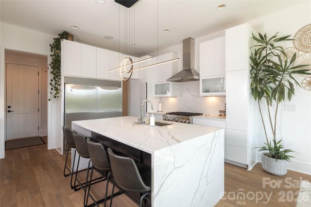 308 Frazier Avenue, Charlotte, NC 28216