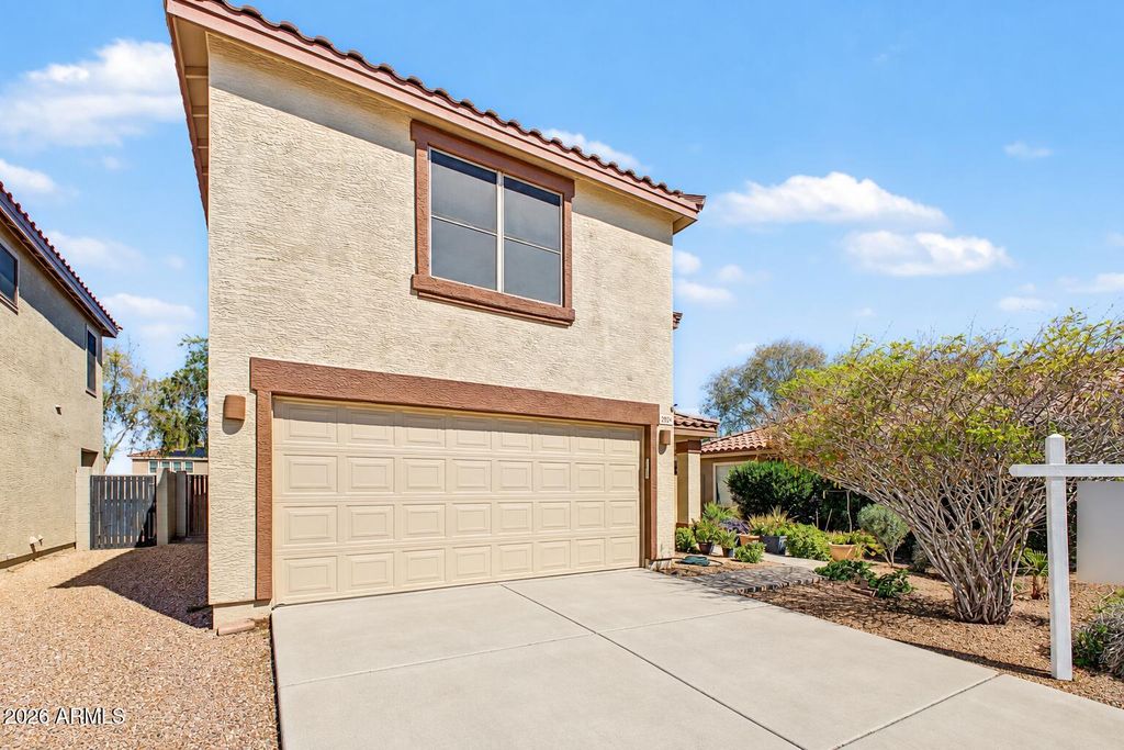 2224 E SPRUCE Drive, Chandler, AZ 85286 — photo 2