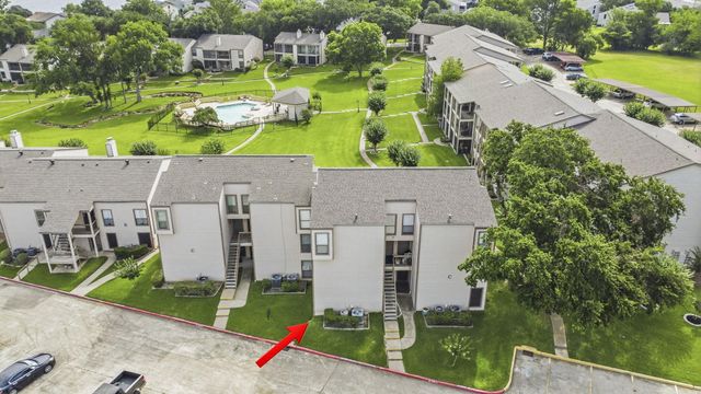203-C Lakeview Terrace, Montgomery, TX 77356