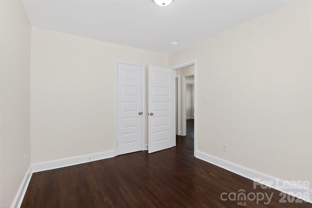 3441 Commonwealth Avenue, Charleston, NC 28205