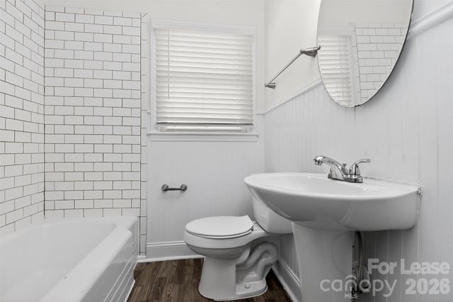 3441 Commonwealth Avenue, Charleston, NC 28205