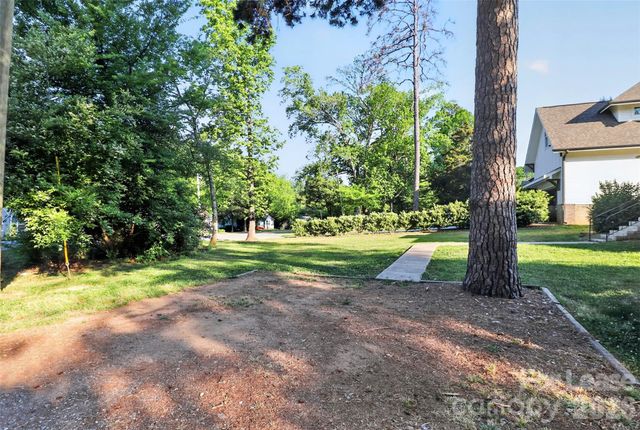 3441 Commonwealth Avenue, Charleston, NC 28205