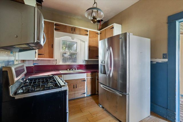 206 E Nebraska Ave, Walters, OK 73572