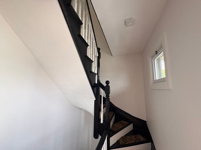 29 Elston 2, Somerville, MA 02144