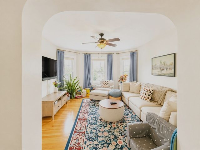 29 Elston 2, Somerville, MA 02144