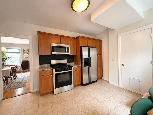 29 Elston 2, Somerville, MA 02144