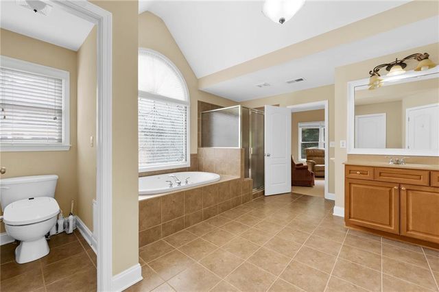 2905 Ivy Hill Drive, Buford, GA 30519