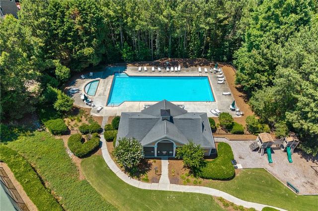 2905 Ivy Hill Drive, Buford, GA 30519