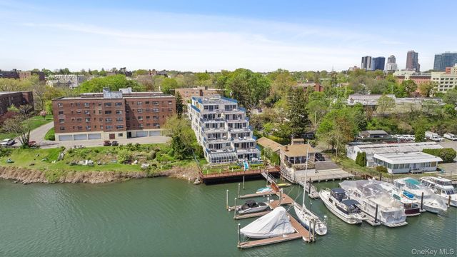 18 Shady Glen Court 403, New Rochelle, NY 10805