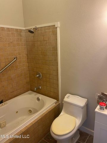 238 Handy Lane, Pass Christian, MS 39571