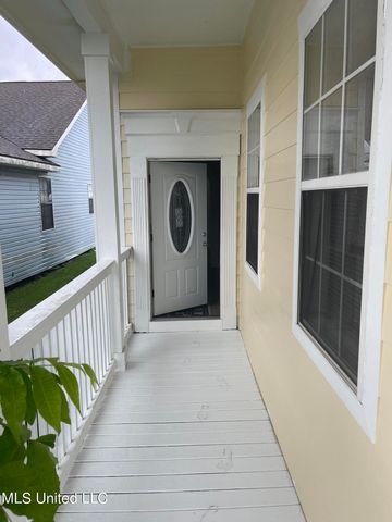 238 Handy Lane, Pass Christian, MS 39571