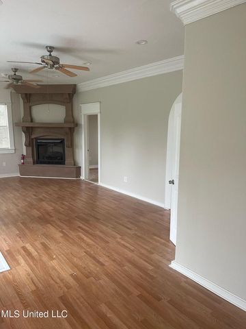 238 Handy Lane, Pass Christian, MS 39571