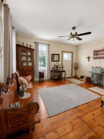 565 E Chestnut Street, Lancaster, OH 43130