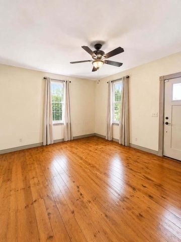 565 E Chestnut Street, Lancaster, OH 43130