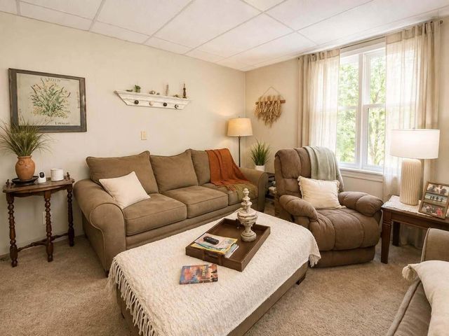 565 E Chestnut Street, Lancaster, OH 43130