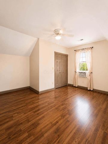 565 E Chestnut Street, Lancaster, OH 43130