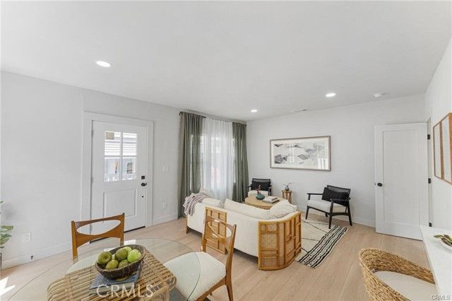 2626 Crestmoore 2, Los Angeles, CA 90065