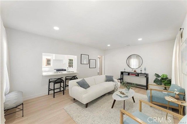 2626 Crestmoore 2, Los Angeles, CA 90065