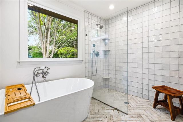 2312 Briarwood Hills Drive NE, Atlanta, GA 30319