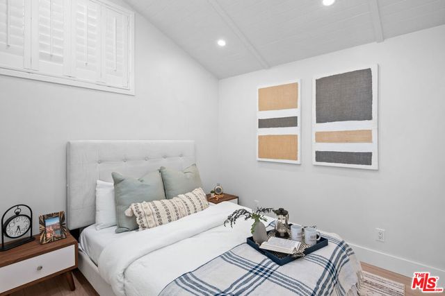 1216 Elm Street, Los Angeles, CA 90291