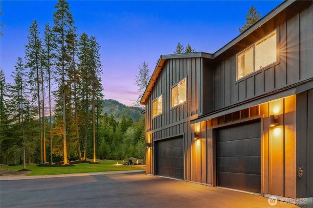 630 Silver Creek Road, Easton, WA 98925