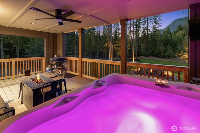 630 Silver Creek Road, Easton, WA 98925