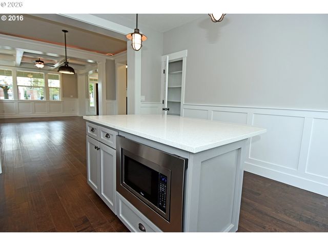 6225 N GREELEY Ave, Portland, OR 97217