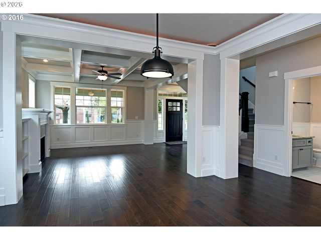 6225 N GREELEY Ave, Portland, OR 97217
