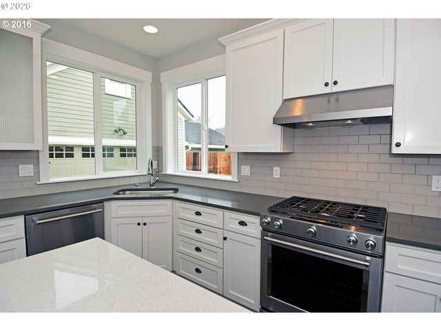 6225 N GREELEY Ave, Portland, OR 97217